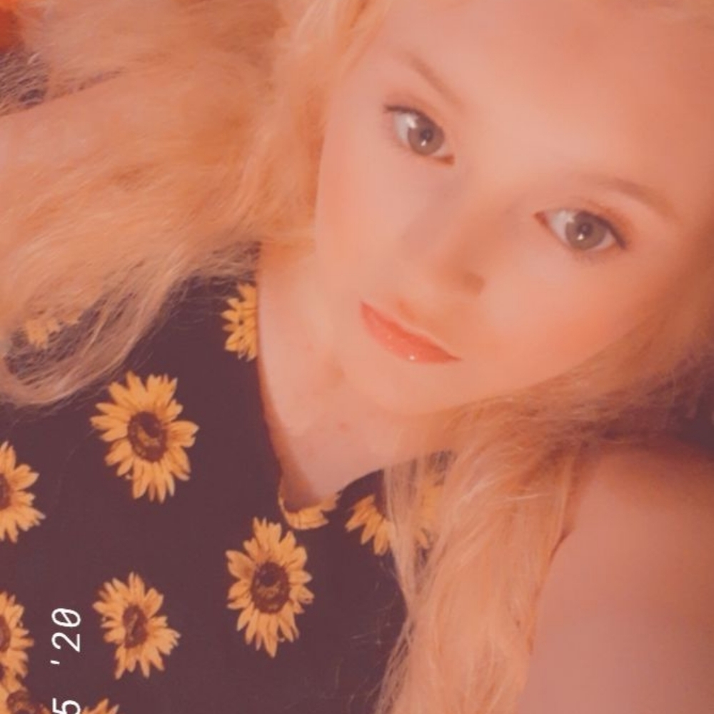 Meet your Posher, Alyssia